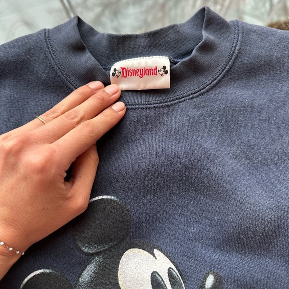 Vintage Disneyland Mickey Mouse sweatshirt - Picture 4 of 7